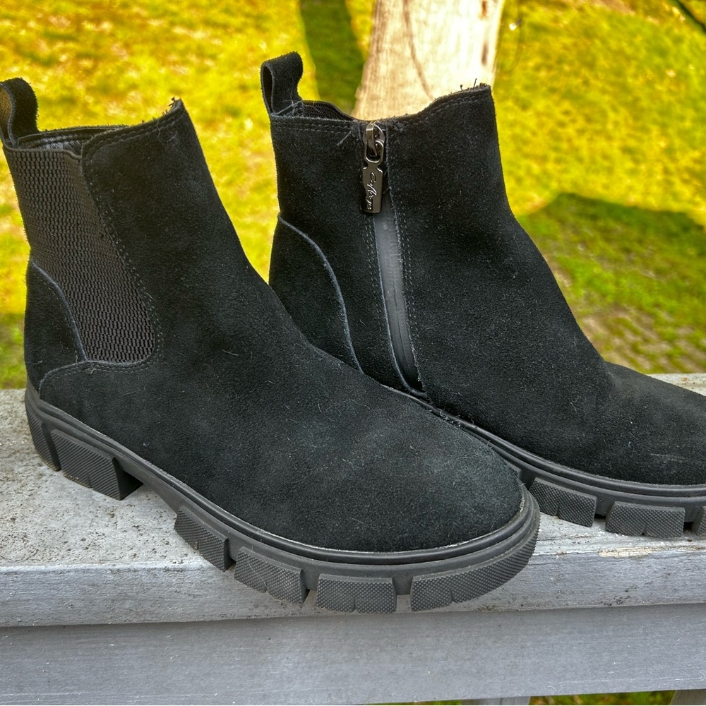 Black Genuine SuedeAnkle Boots